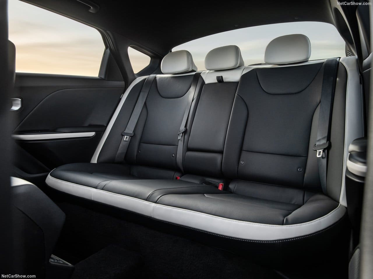 2025 - KIA K4, foto 41