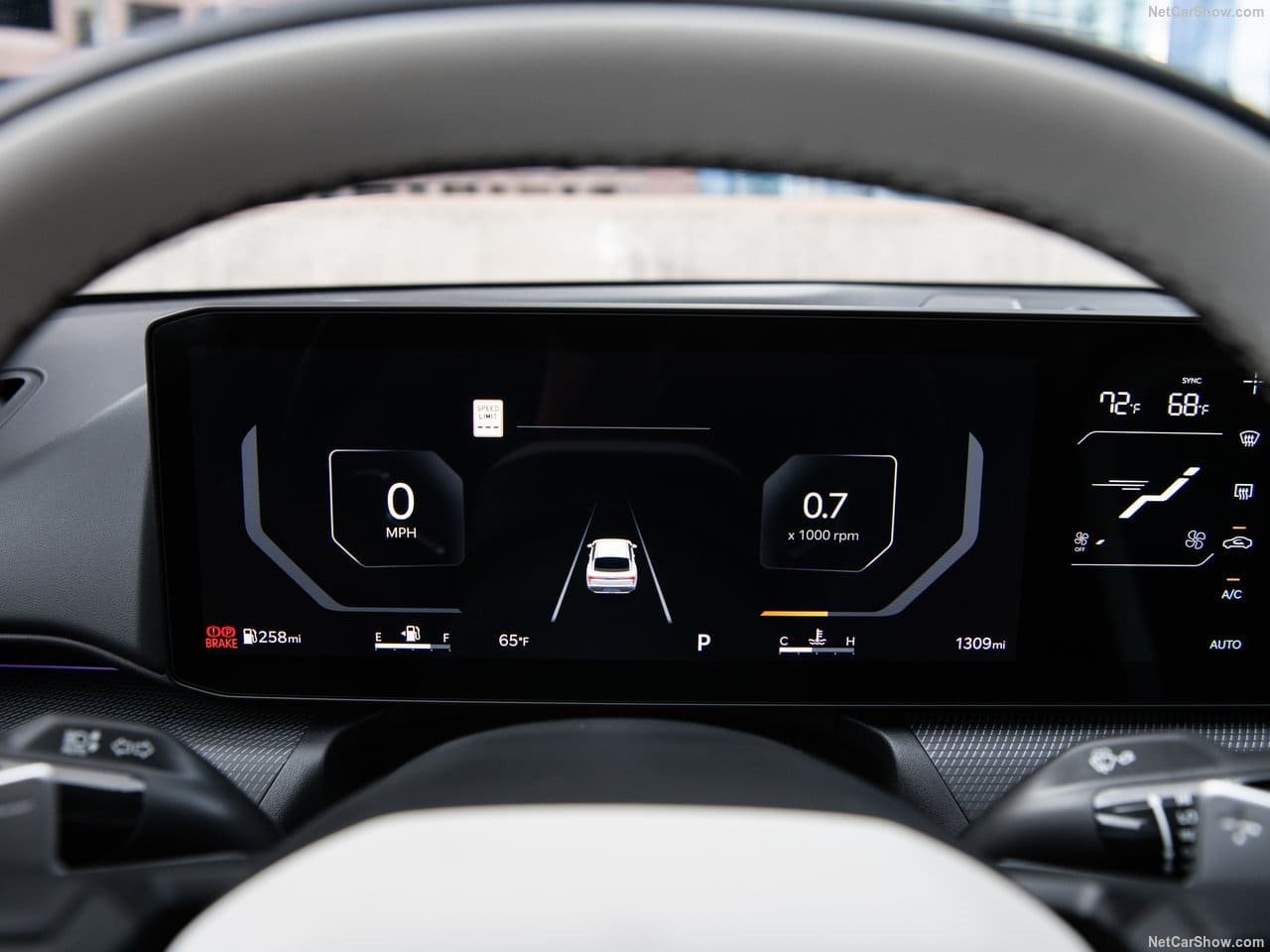2025 - KIA K4, foto 44