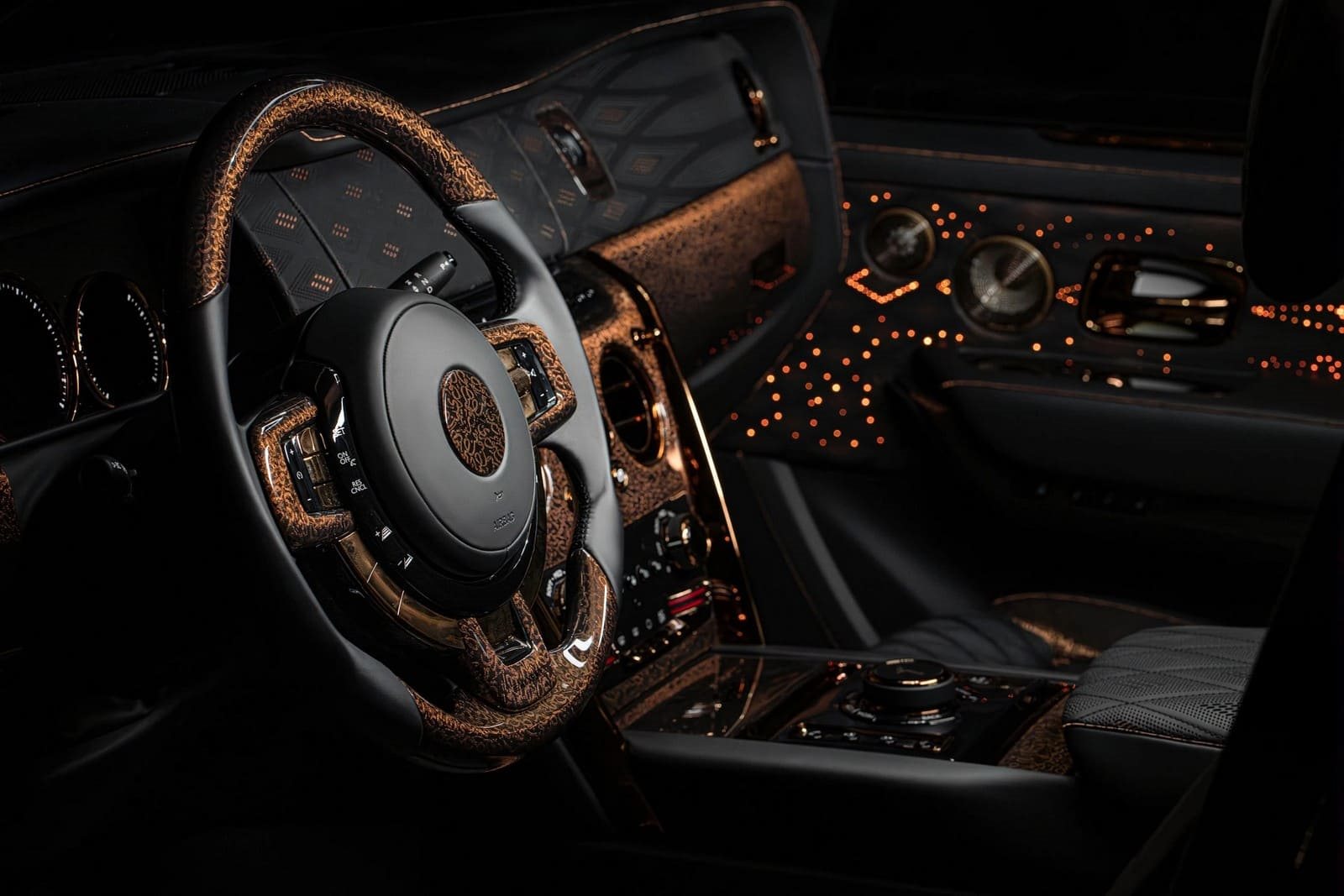 ROLLS-ROYCE CULLINAN ATELIER LINEA D’ARABO BY MANSORY, foto 21