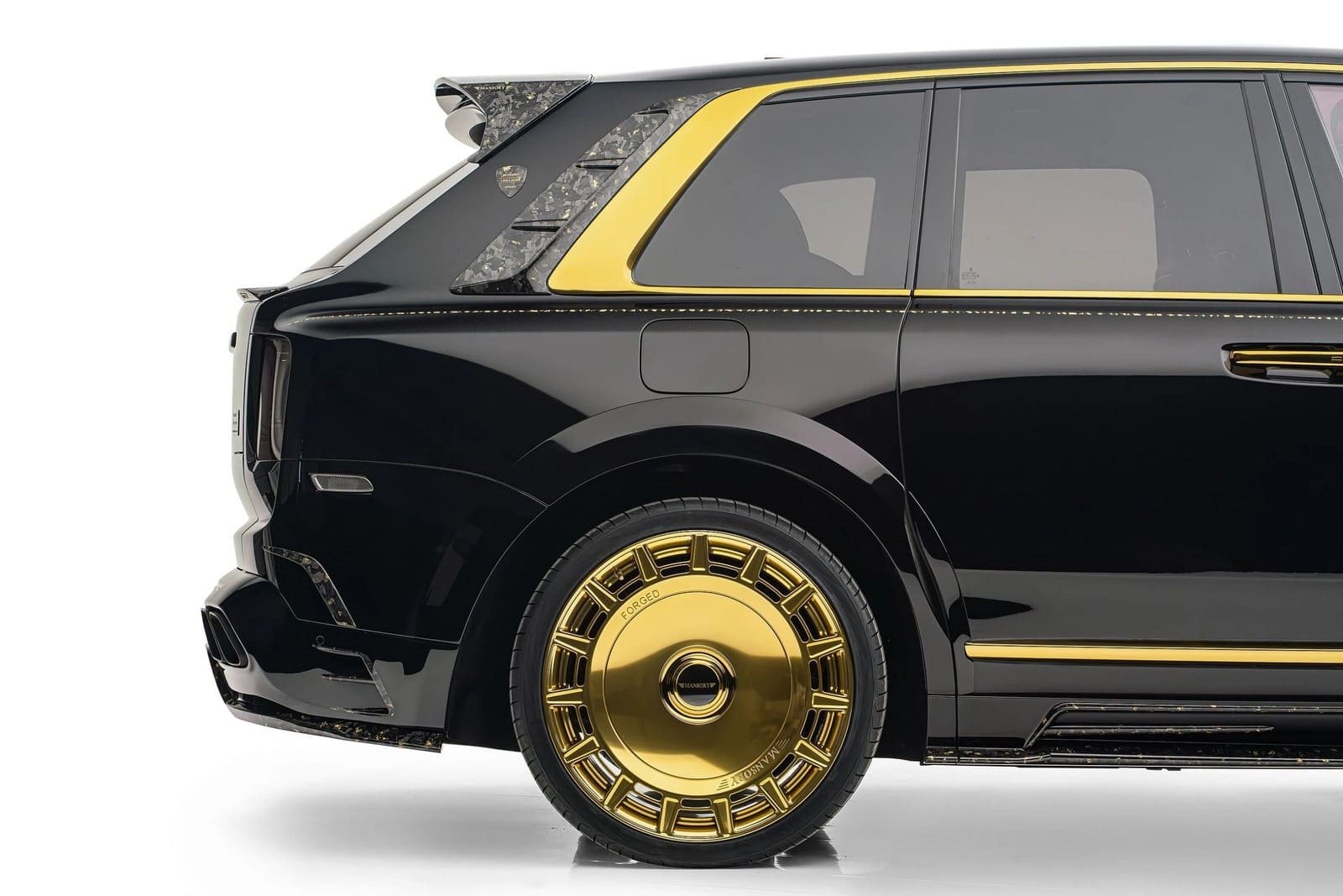 ROLLS-ROYCE CULLINAN ATELIER LINEA D’ORO BY MANSORY, foto 7