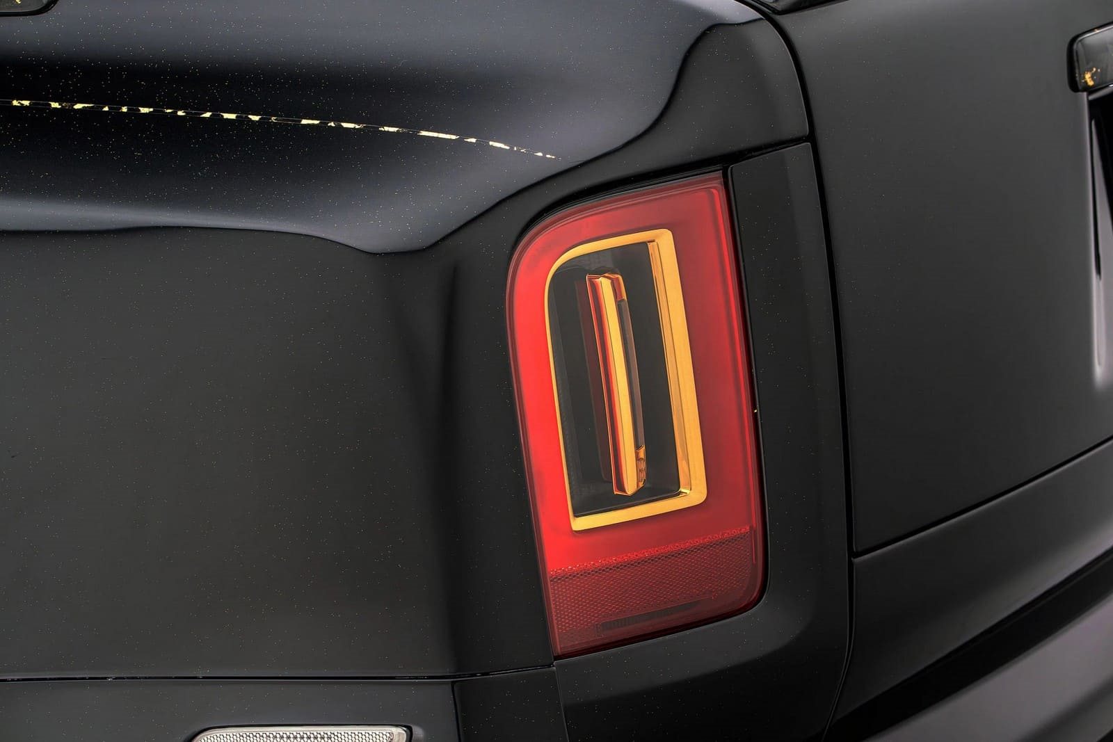 ROLLS-ROYCE CULLINAN ATELIER LINEA D’ORO BY MANSORY, foto 11