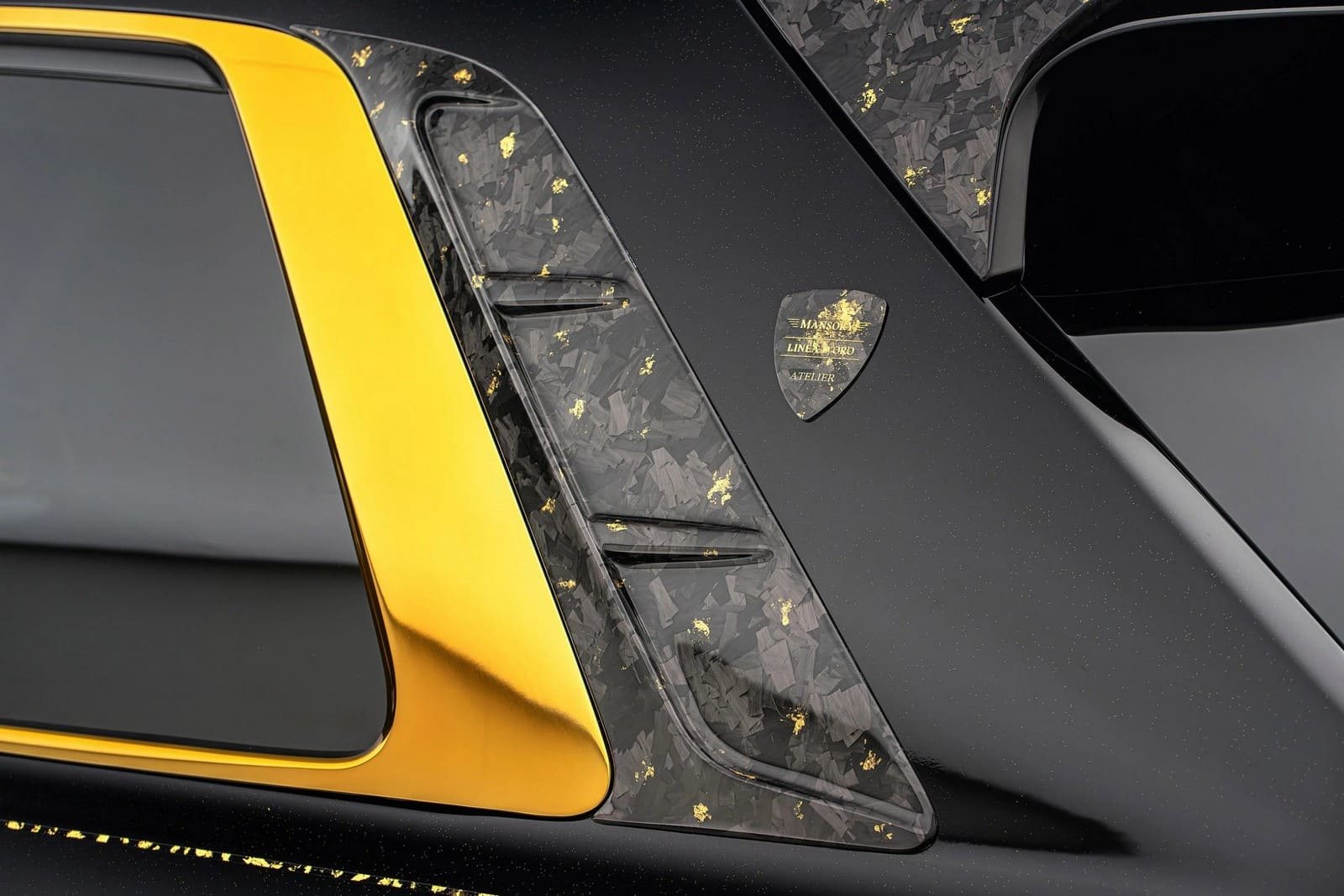 ROLLS-ROYCE CULLINAN ATELIER LINEA D’ORO BY MANSORY, foto 12