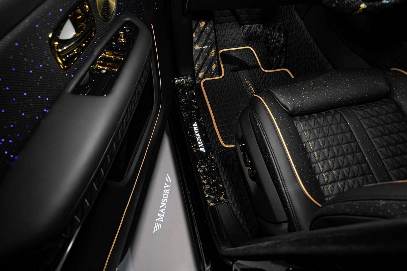 ROLLS-ROYCE CULLINAN ATELIER LINEA D’ORO BY MANSORY, foto 17