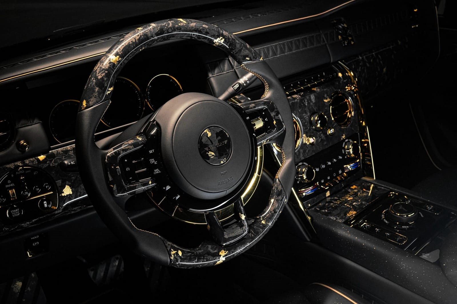 ROLLS-ROYCE CULLINAN ATELIER LINEA D’ORO BY MANSORY, foto 19