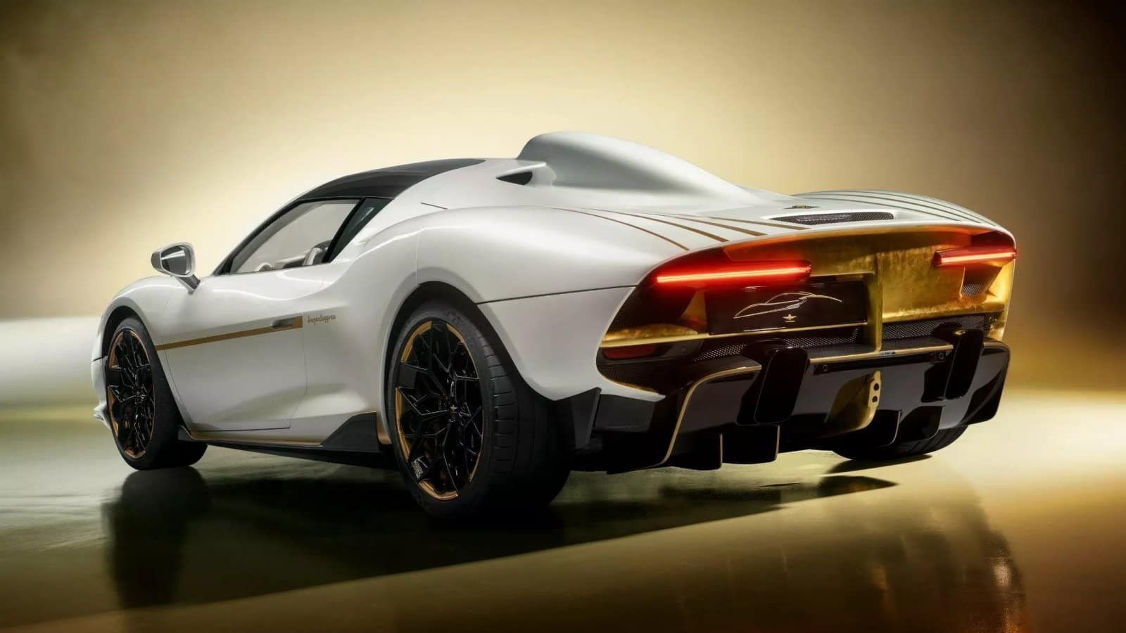 TOURING SUPERLEGGERA ARESE RH 95 VENTO D’ORO, foto 2