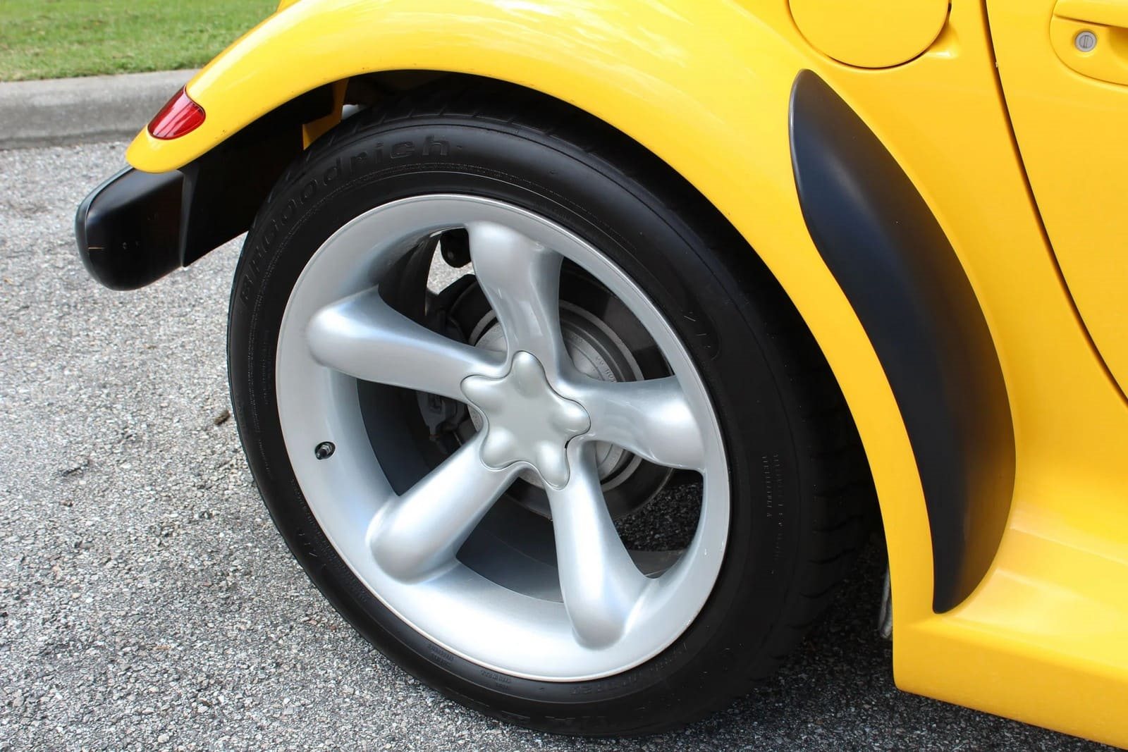 1999 - PLYMOUTH PROWLER YELLOW, foto 16