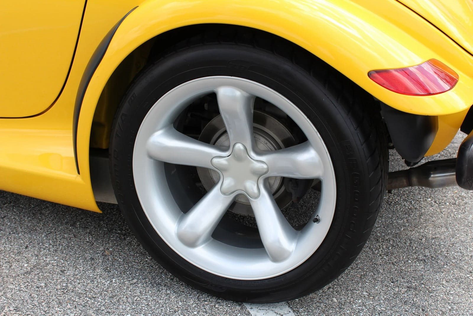 1999 - PLYMOUTH PROWLER YELLOW, foto 17