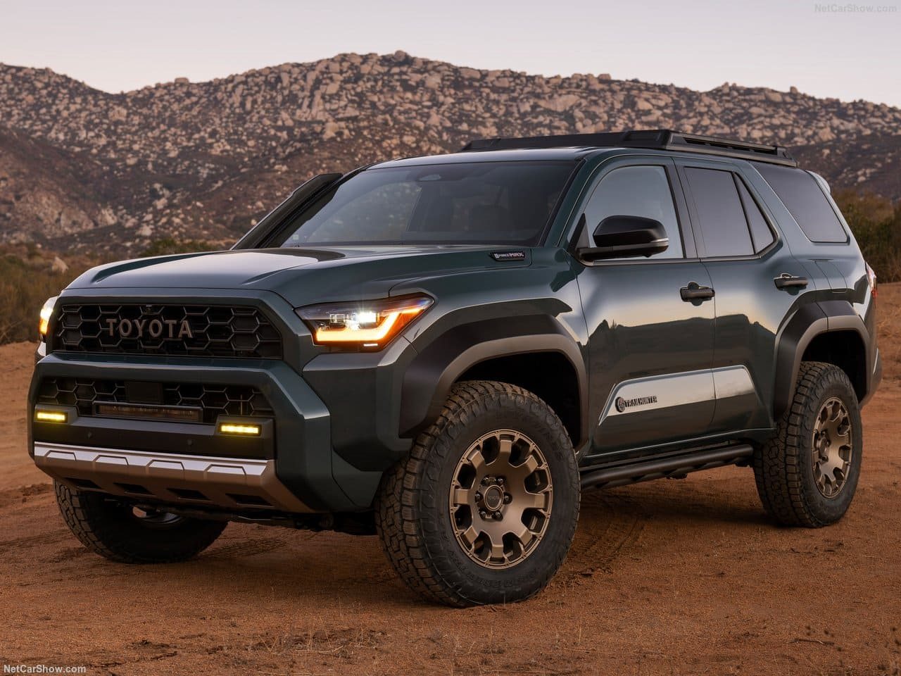2025 - TOYOTA 4RUNNER TRAILHUNTER, foto 1