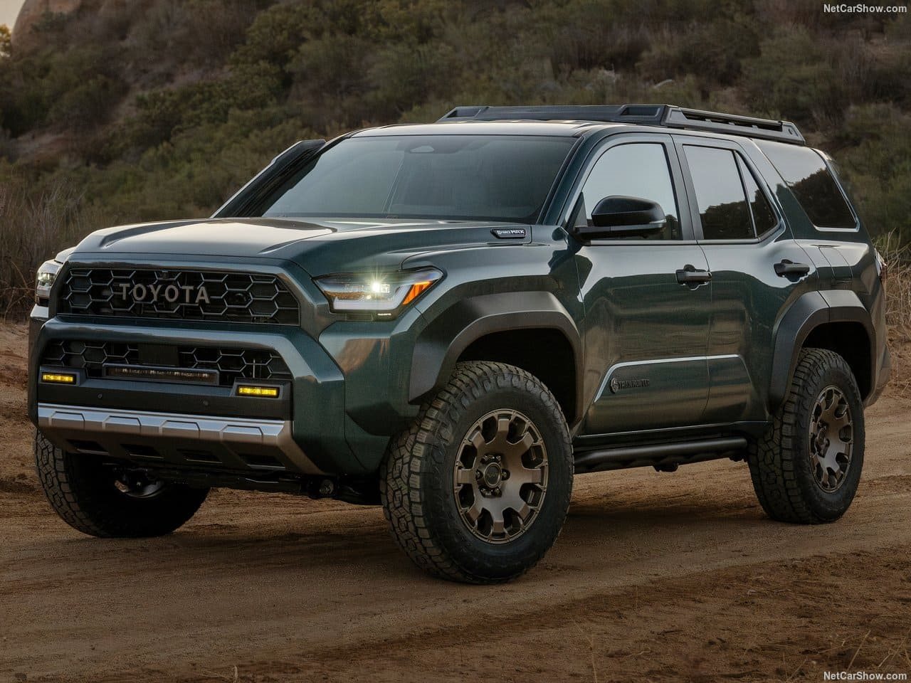 2025 - TOYOTA 4RUNNER TRAILHUNTER, foto 2