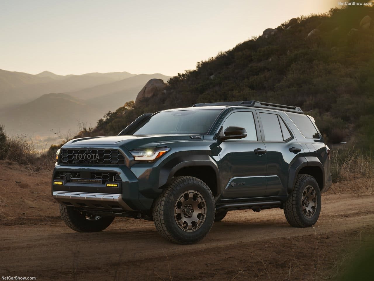 2025 - TOYOTA 4RUNNER TRAILHUNTER, foto 3