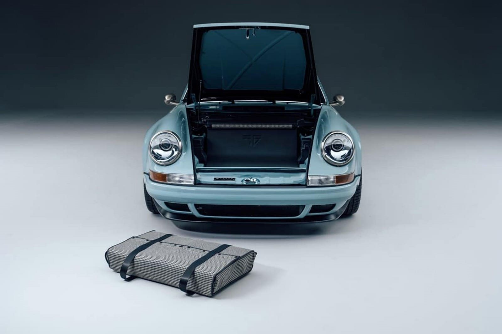 2024 - PORSCHE 911 TARGA GBR003 BY THEON DESIGN, foto 12