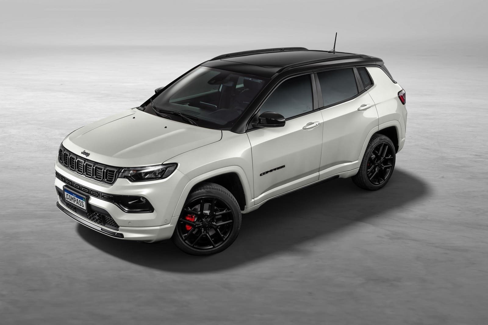 2025 - JEEP COMPASS BLACKHAWK, foto 2