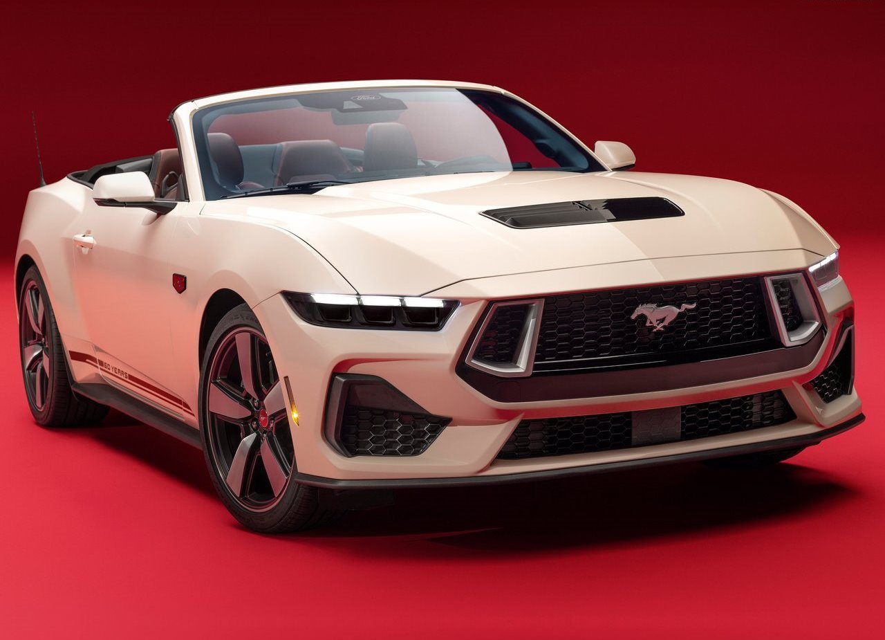 FORD MUSTANG GT 60TH ANNIVERSARY PACKAGE, foto 1