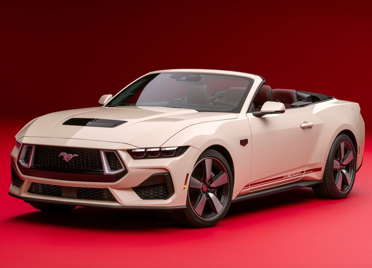 FORD MUSTANG GT 60TH ANNIVERSARY PACKAGE, foto 2