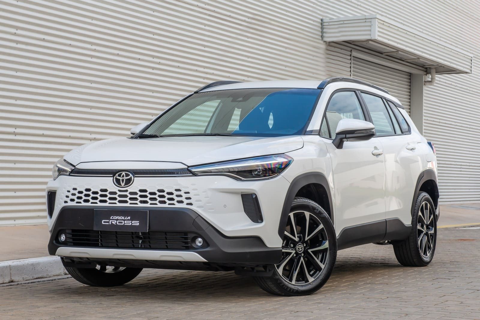 TOYOTA COROLLA CROSS XRE, foto 1