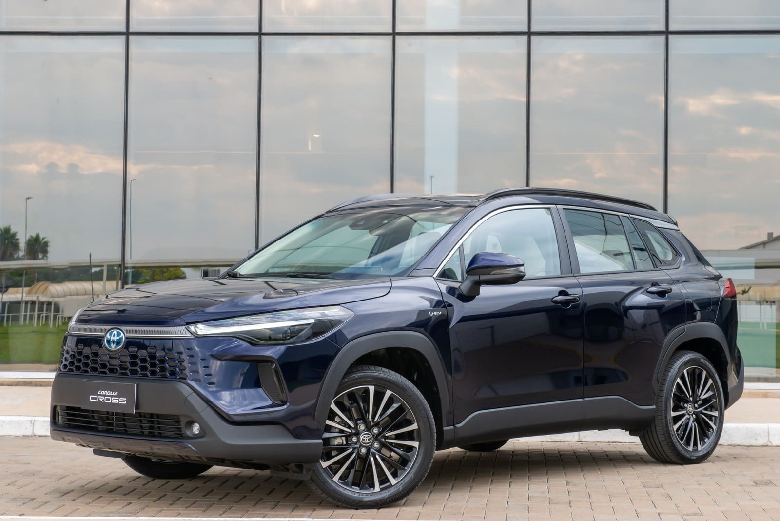 TOYOTA COROLLA CROSS XRX HYBRID, foto 1