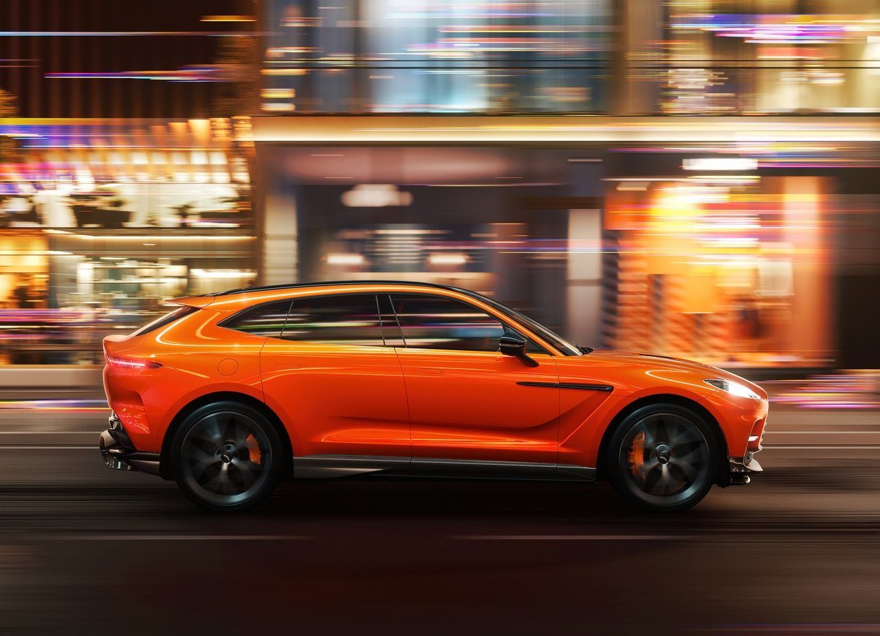 2024 - ASTON MARTIN DBX707, foto 2