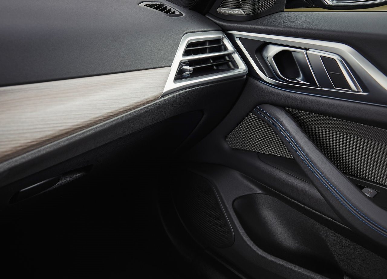 BMW i4, foto 21