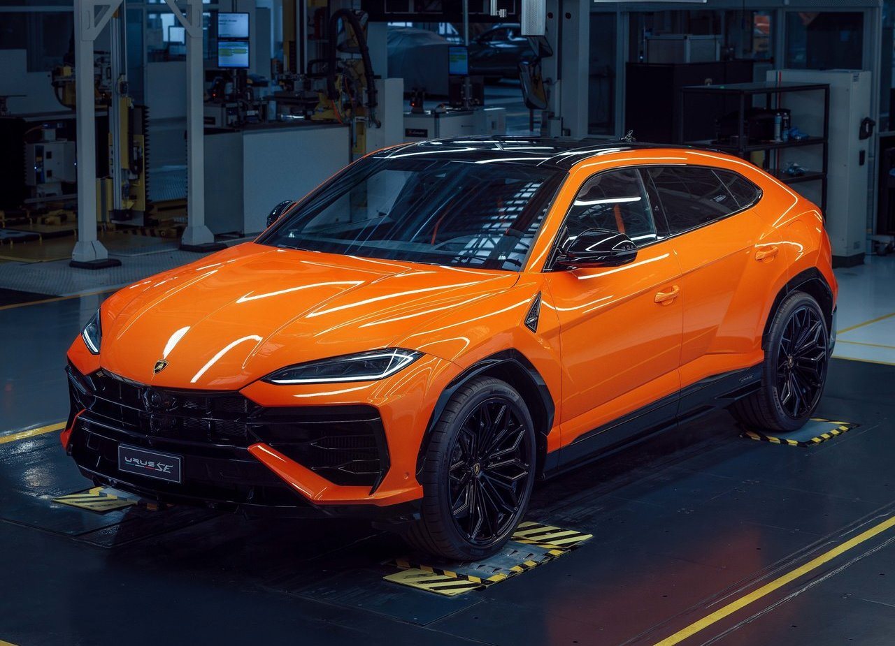 LAMBORGHINI URUS SE, foto 5