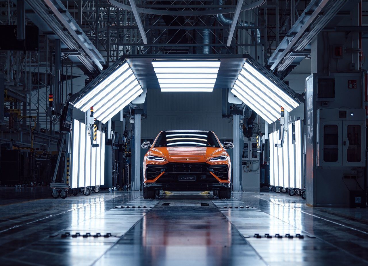 LAMBORGHINI URUS SE, foto 14