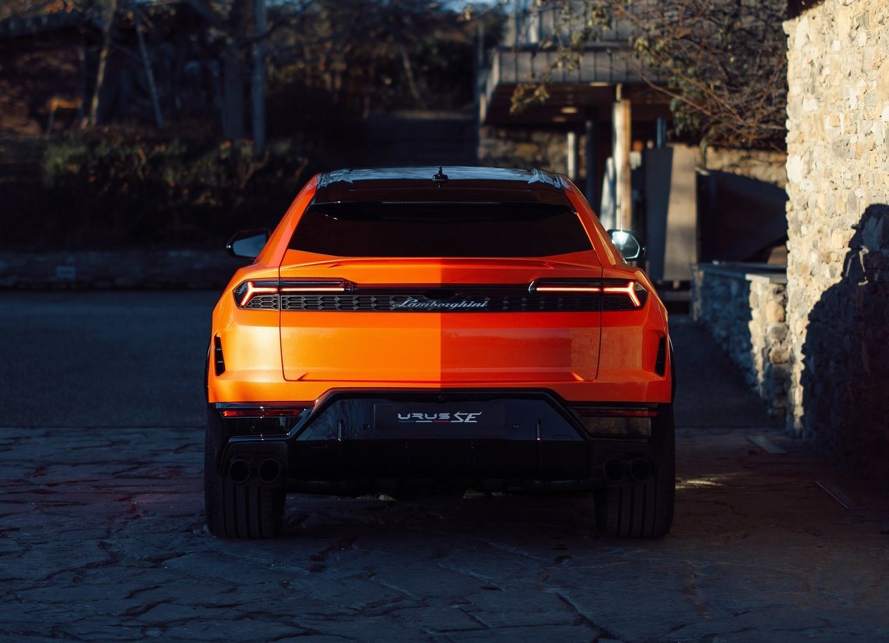 LAMBORGHINI URUS SE, foto 16