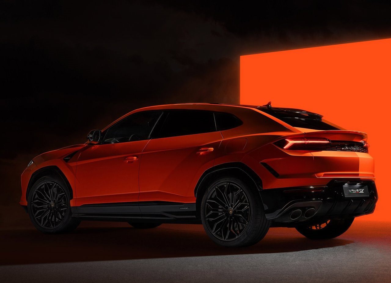 LAMBORGHINI URUS SE, foto 26