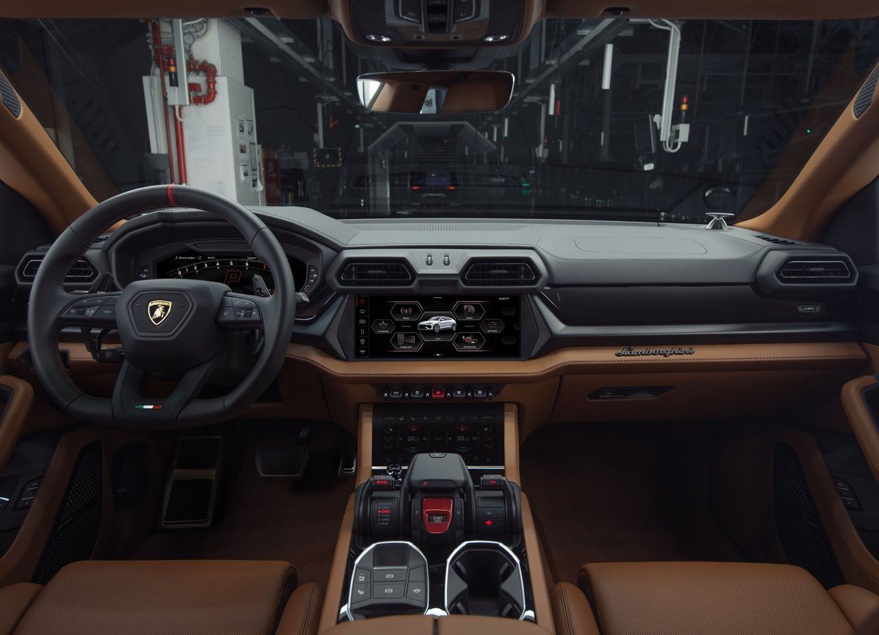 LAMBORGHINI URUS SE, foto 32