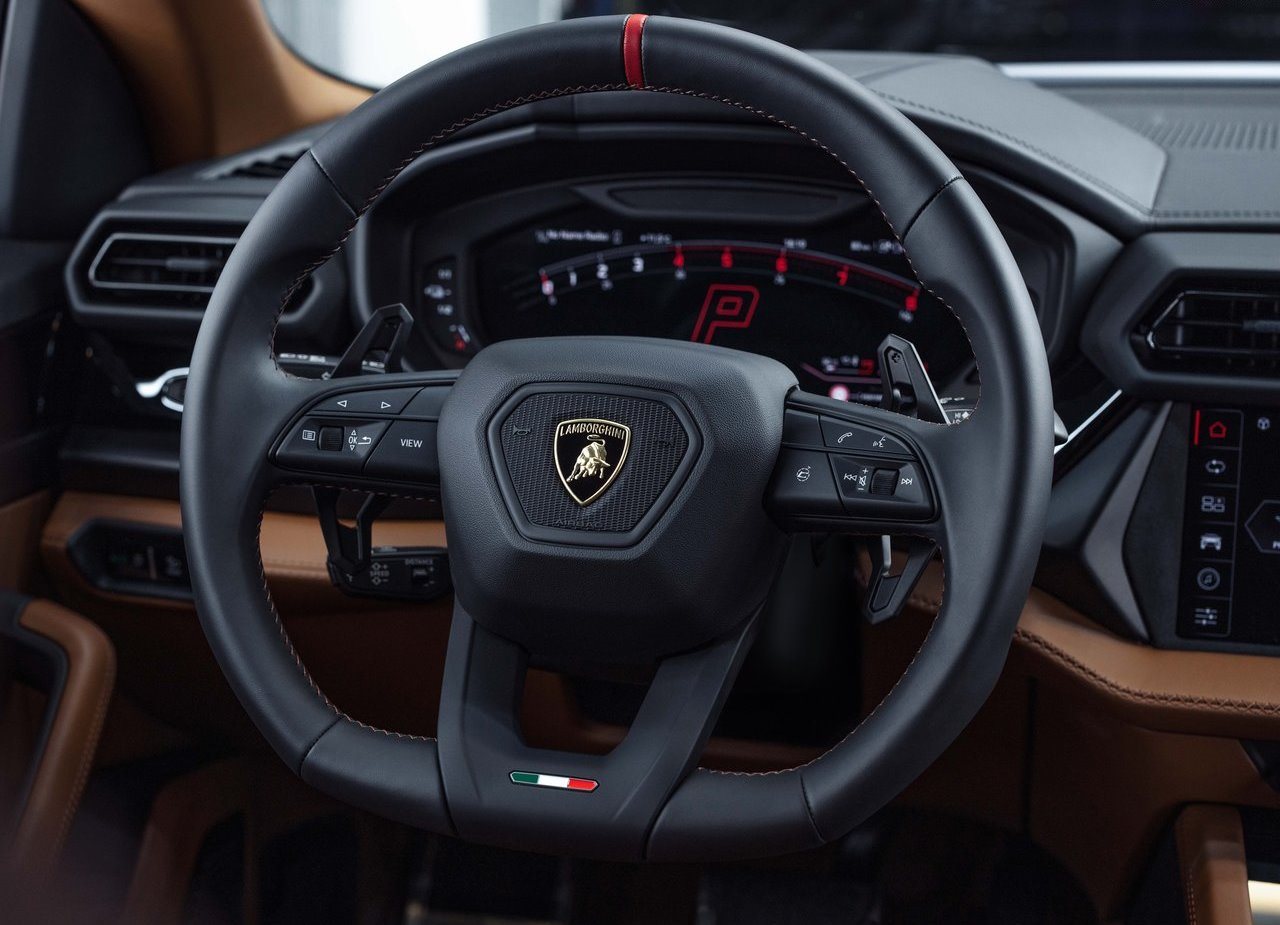 LAMBORGHINI URUS SE, foto 34