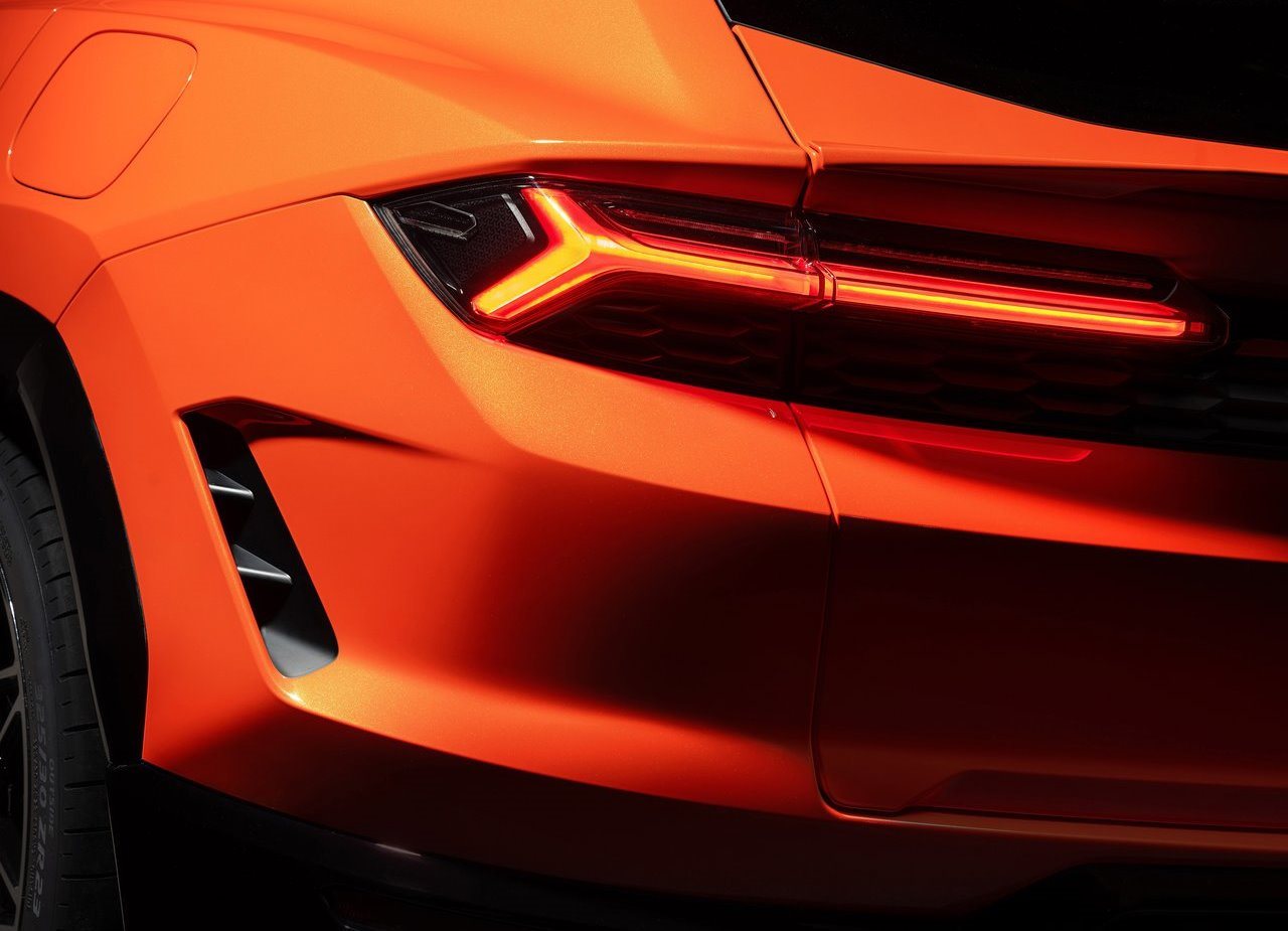LAMBORGHINI URUS SE, foto 40