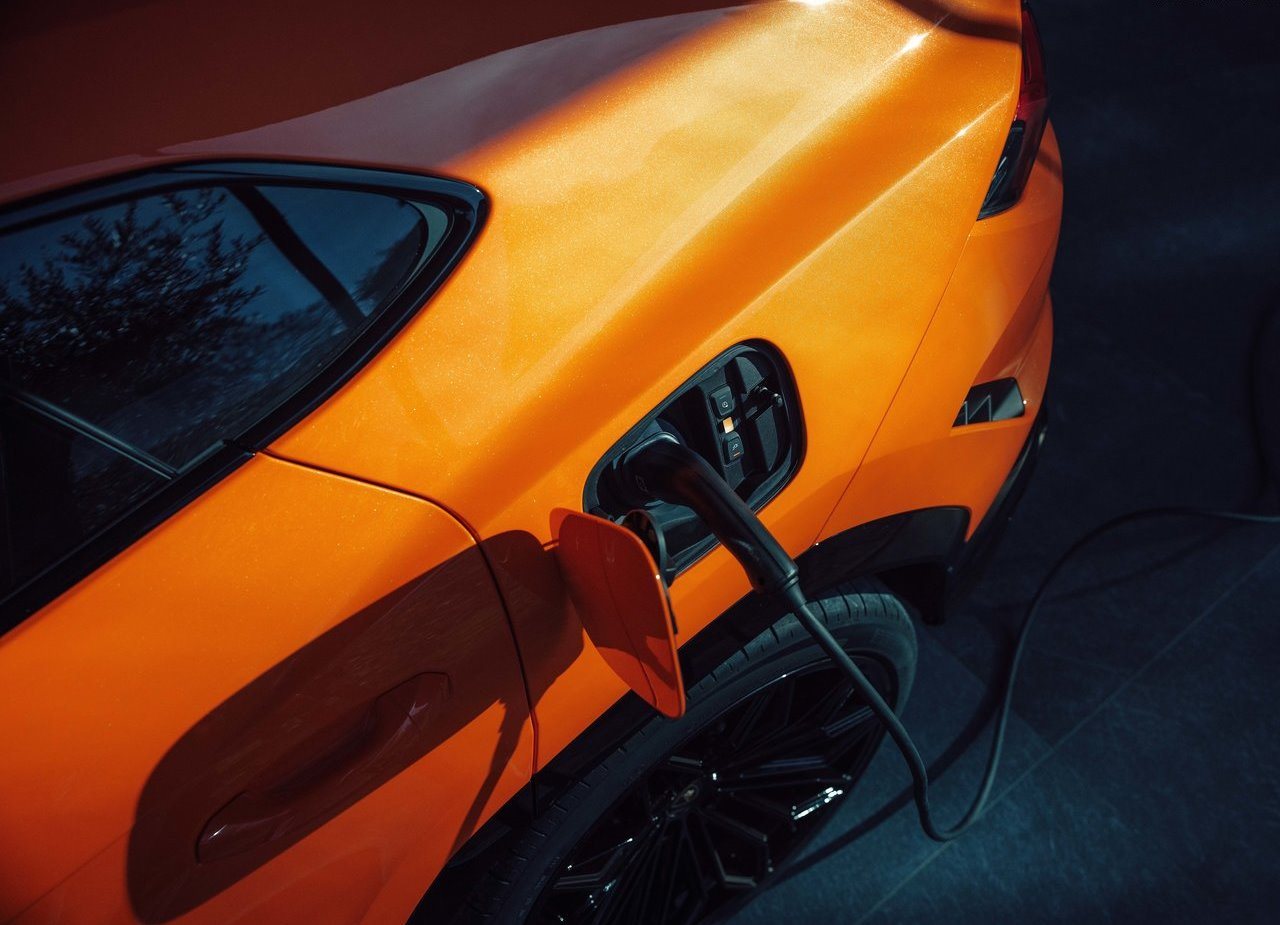 LAMBORGHINI URUS SE, foto 42