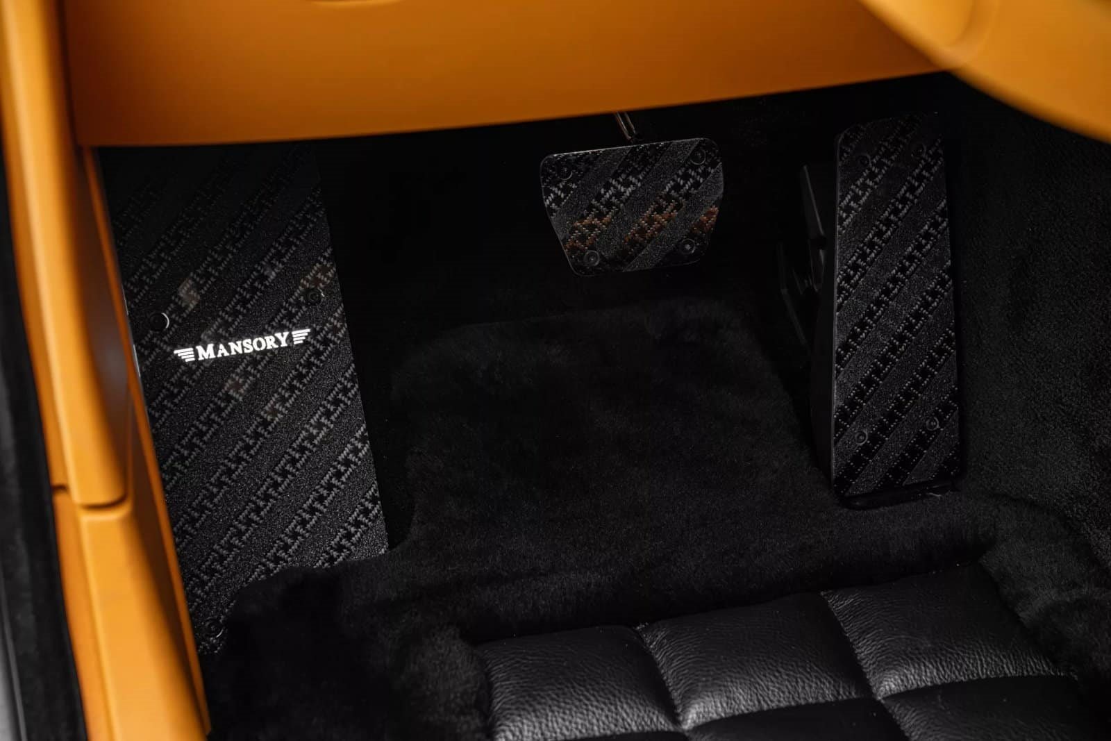 2024 - ROLLS-ROYCE SPECTRE LAUNCH EDITION BY MANSORY, foto 18