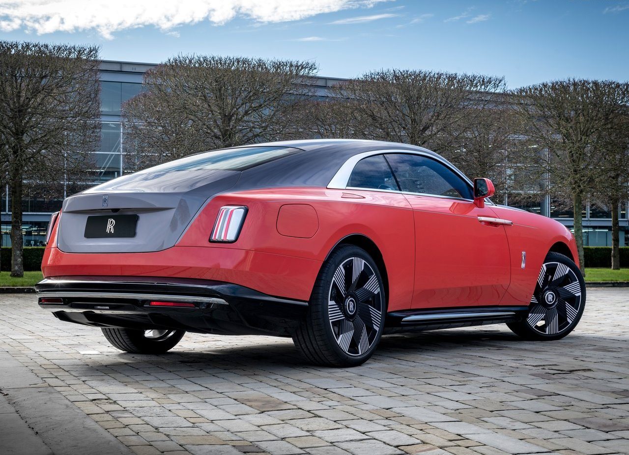 2024 - ROLLS-ROYCE SPECTRE ESCAPISM, foto 4