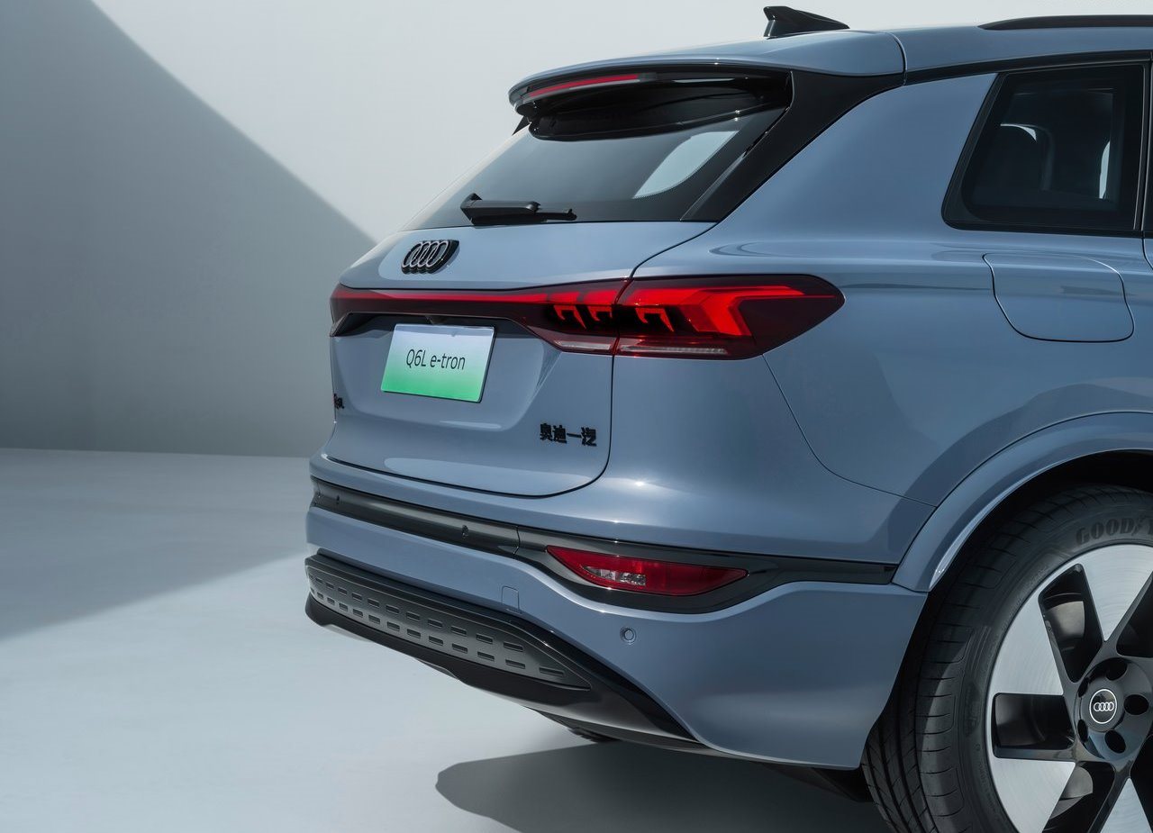 2025 - AUDI Q6L E-TRON, foto 23