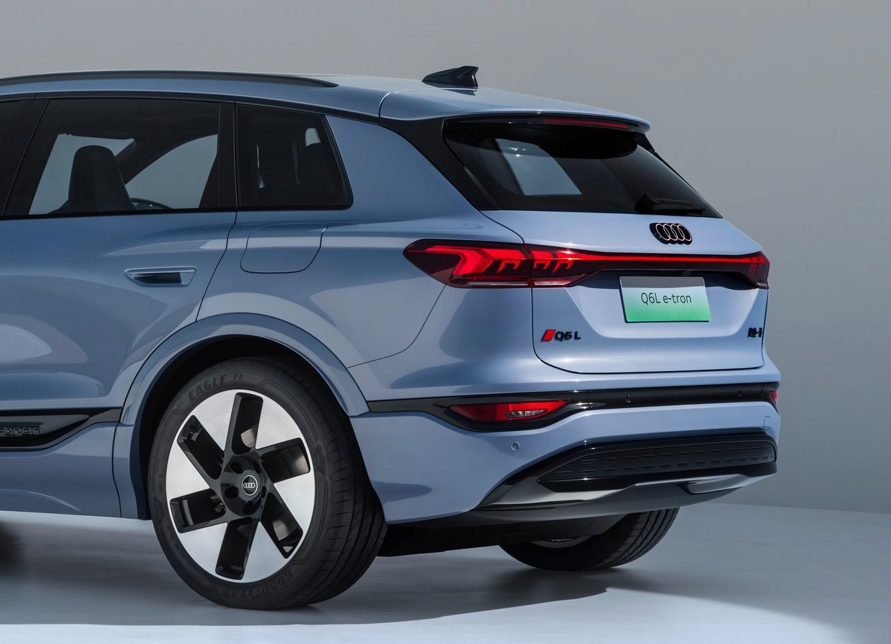 2025 - AUDI Q6L E-TRON, foto 24