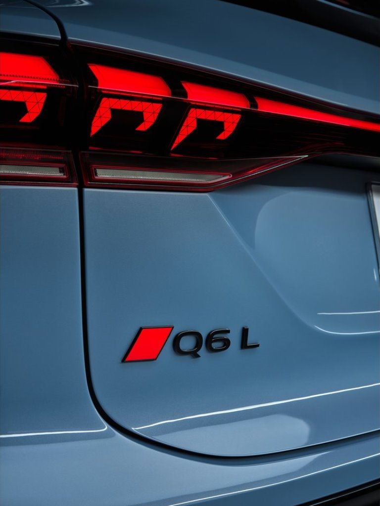 2025 - AUDI Q6L E-TRON, foto 31