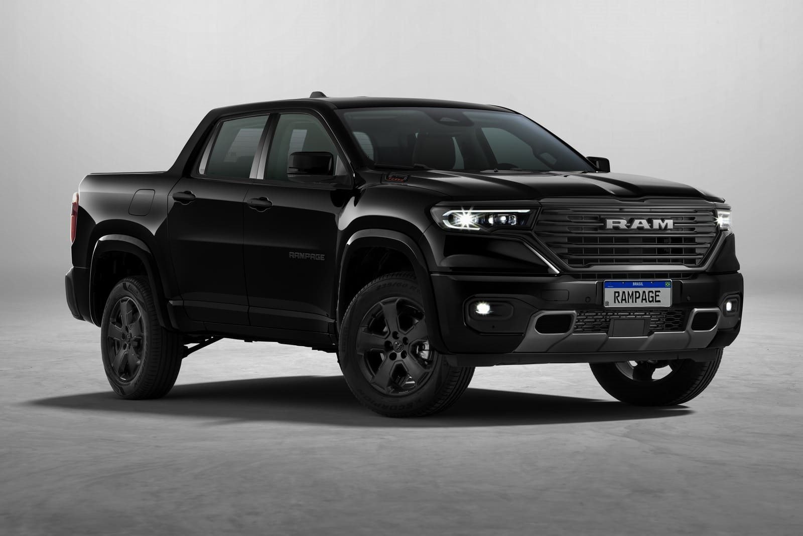 RAM RAMPAGE LARAMIE NIGHT EDITION, foto 1