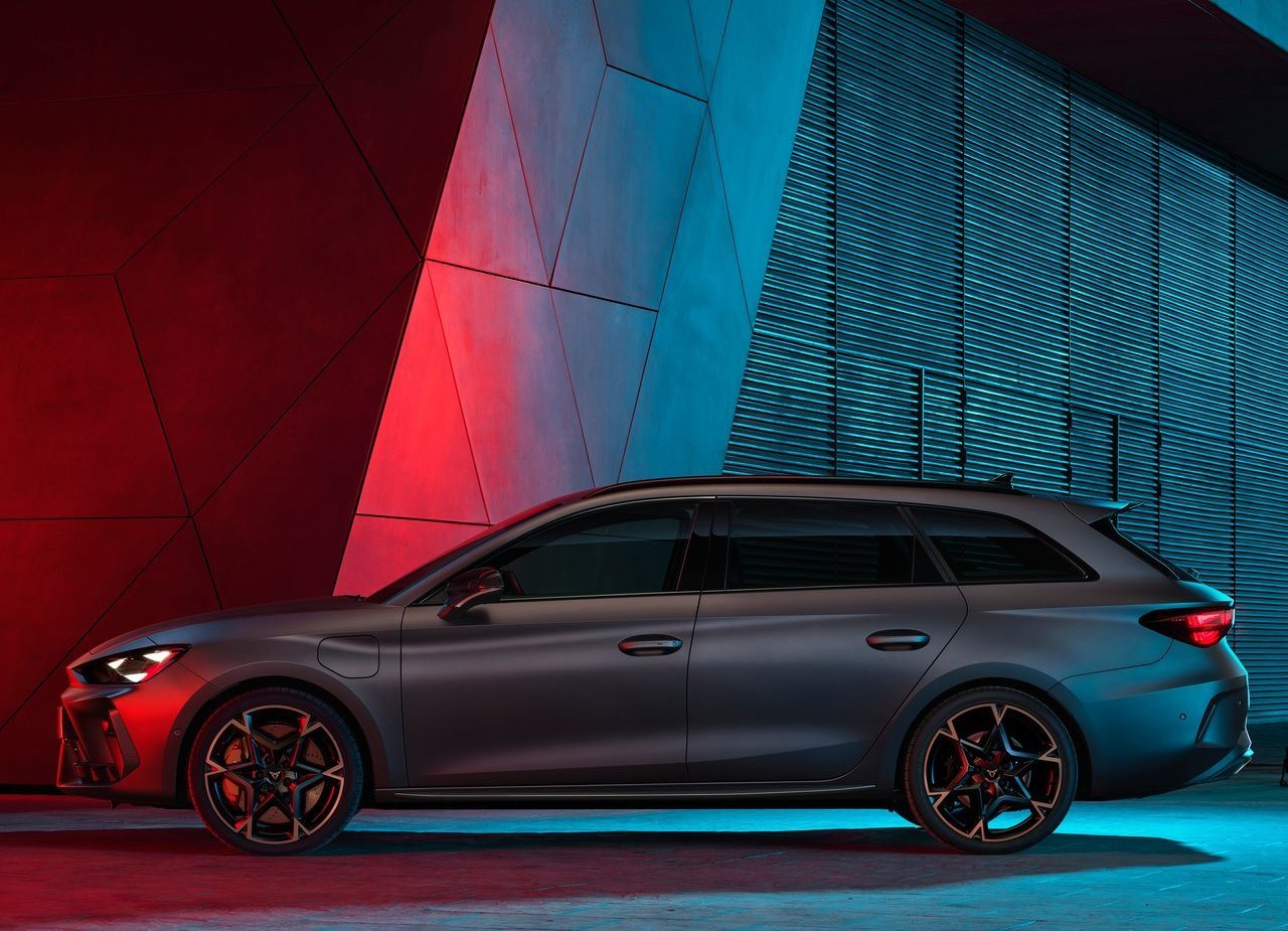 2025 - CUPRA LEÓN SPORTSTOURER, foto 2