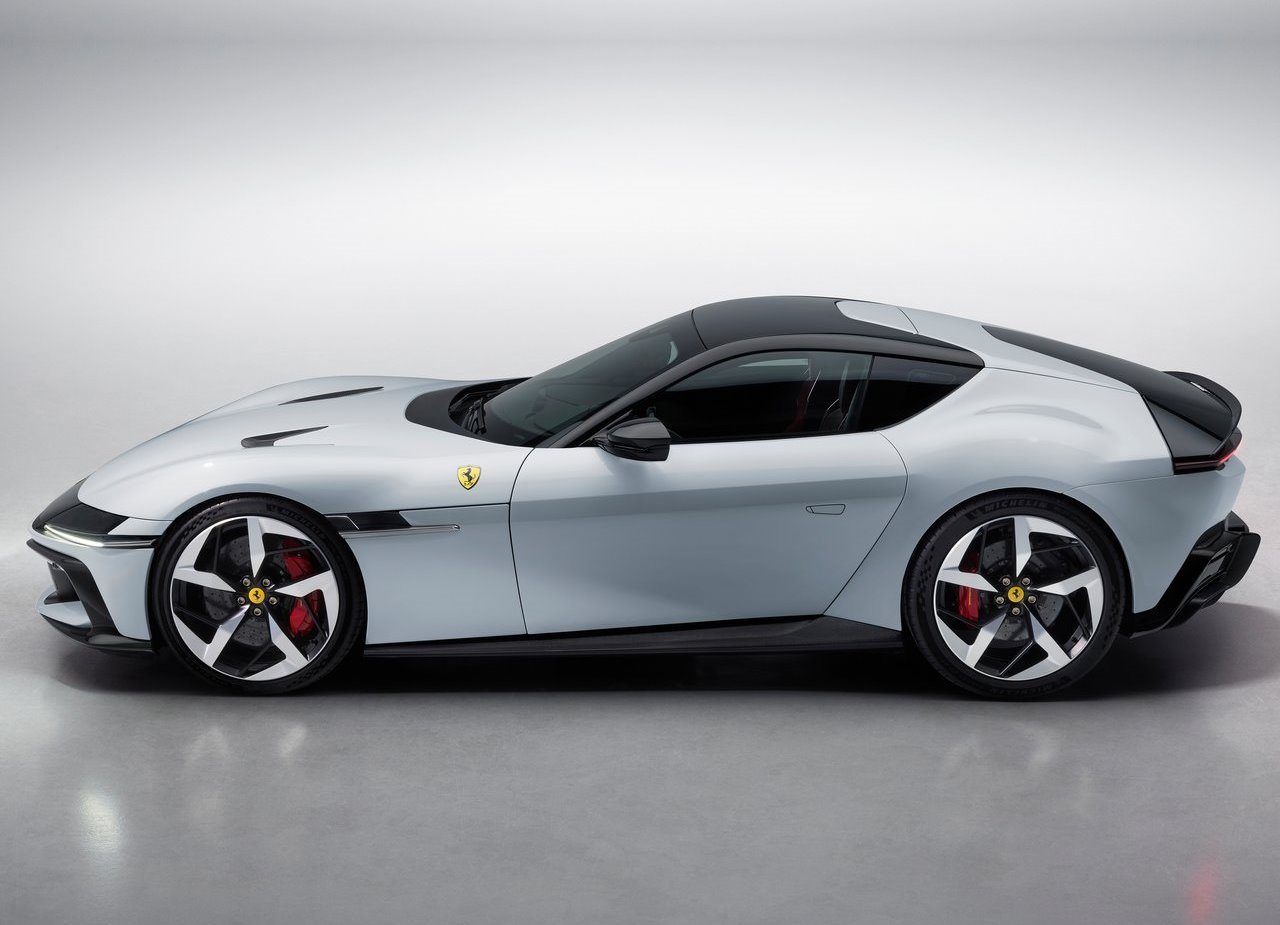 2025 - FERRARI 12CILINDRI, foto 20