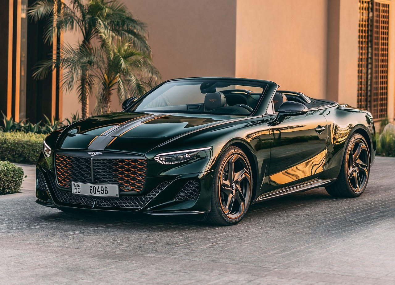 2025 - BENTLEY BATUR CONVERTIBLE, foto 2