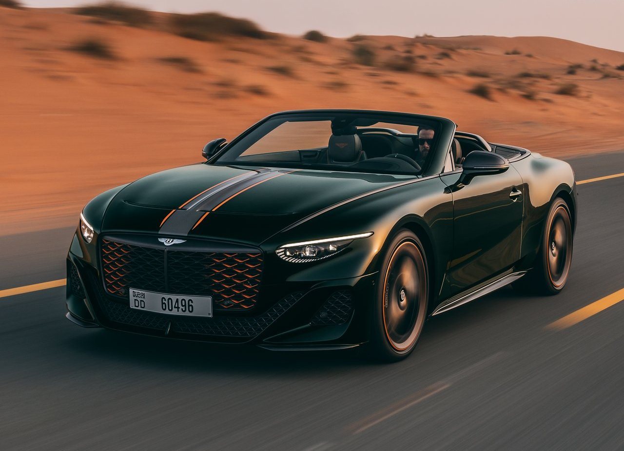 2025 - BENTLEY BATUR CONVERTIBLE, foto 4