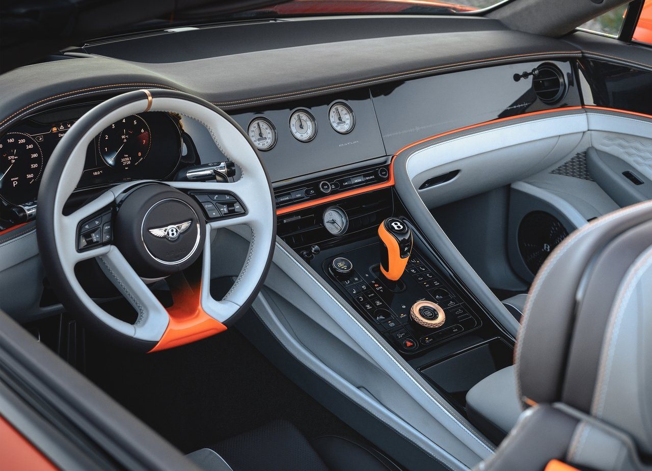 2025 - BENTLEY BATUR CONVERTIBLE, foto 16