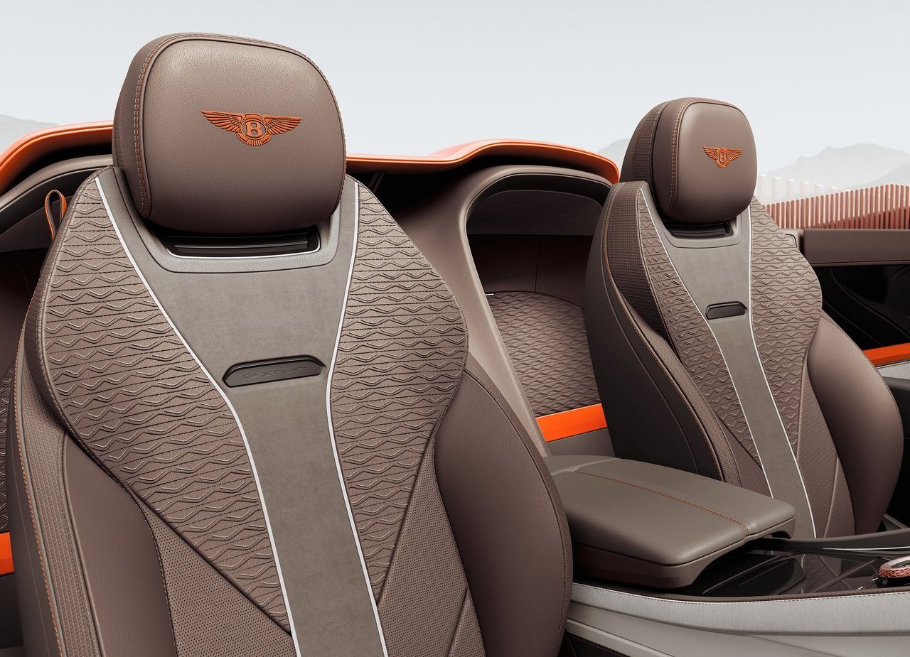 2025 - BENTLEY BATUR CONVERTIBLE, foto 18