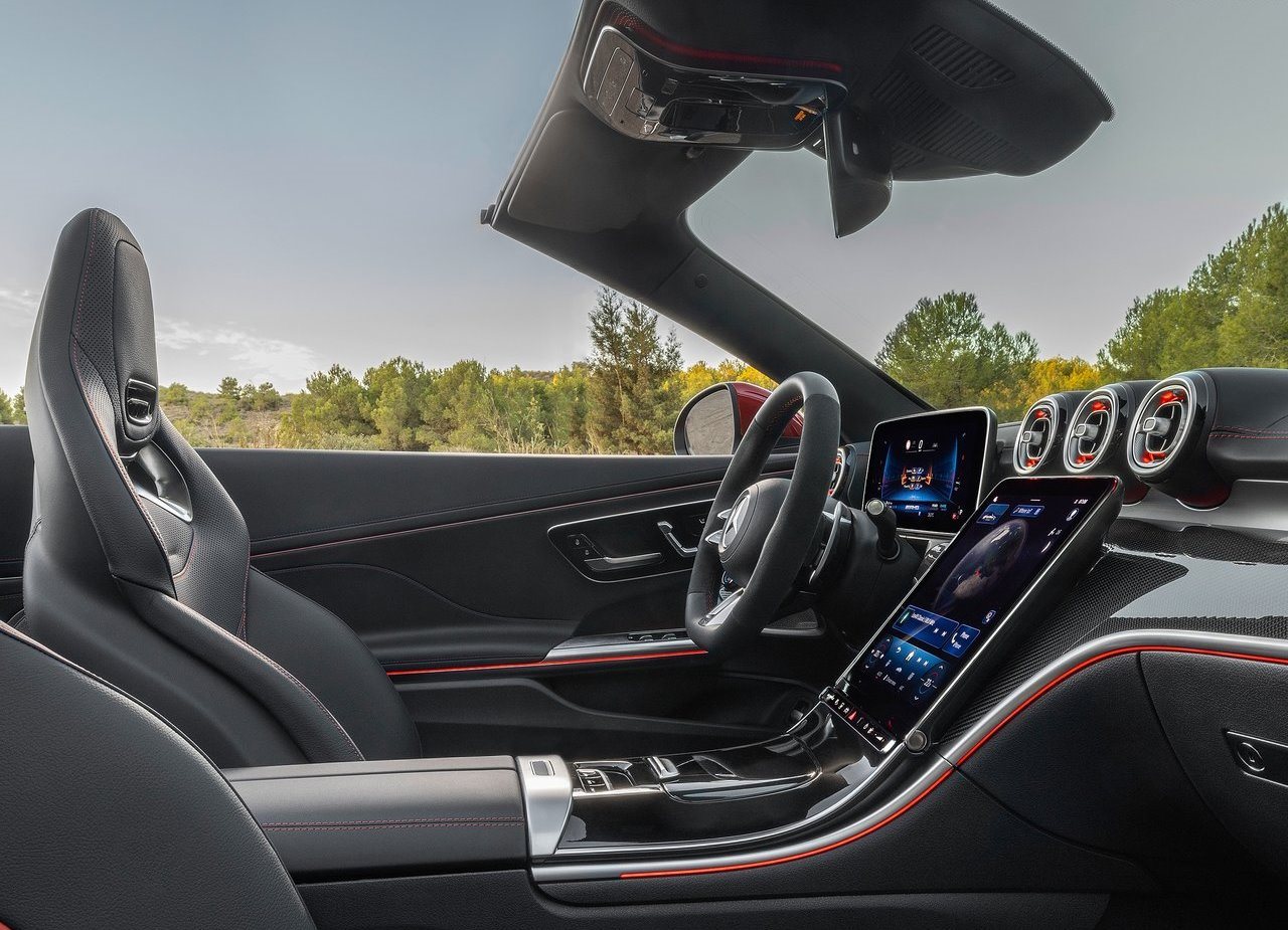 2025 - MERCEDES-AMG CLE 53 CABRIOLET, foto 19
