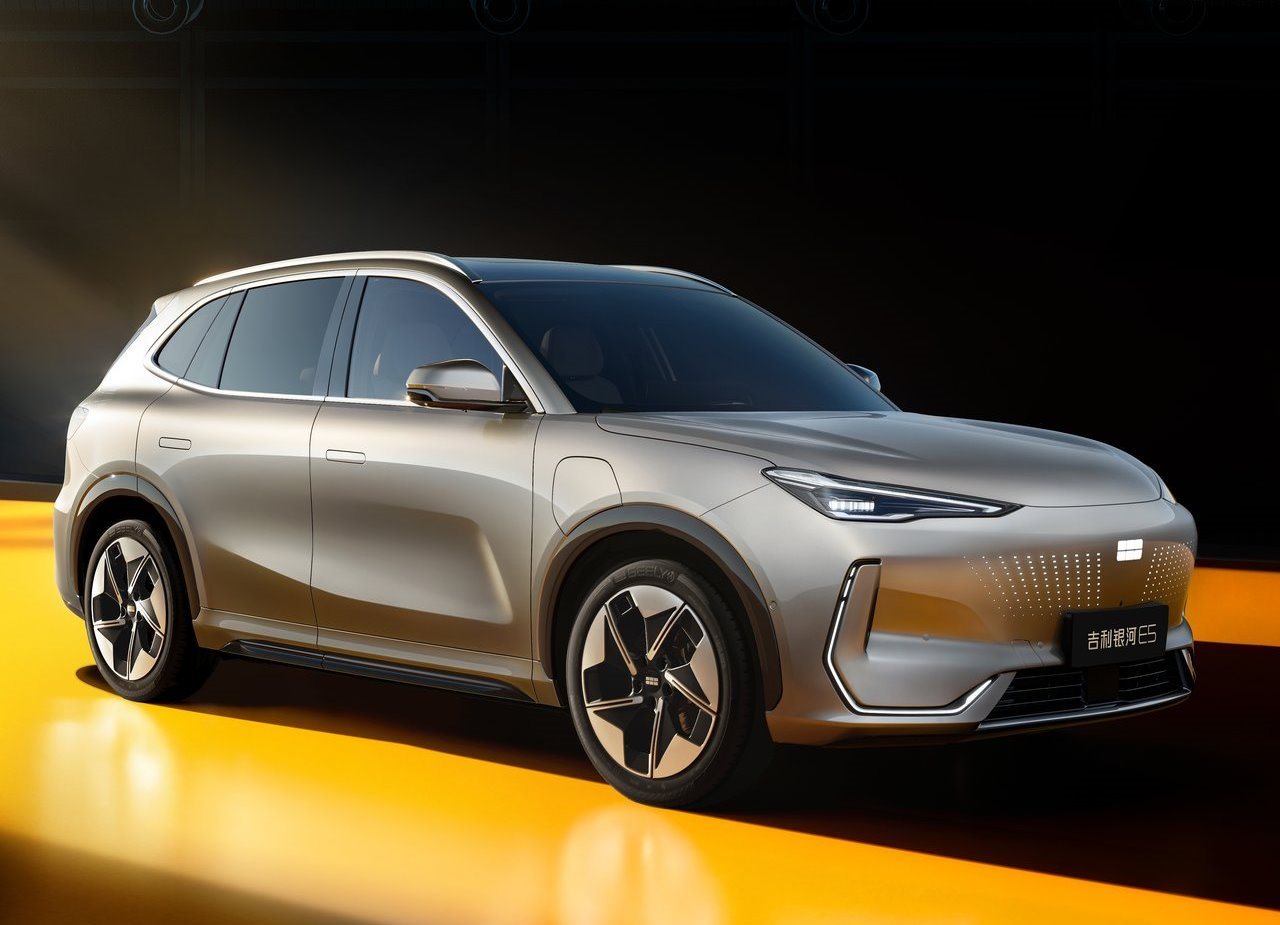 GEELY GALAXY E5, foto 3