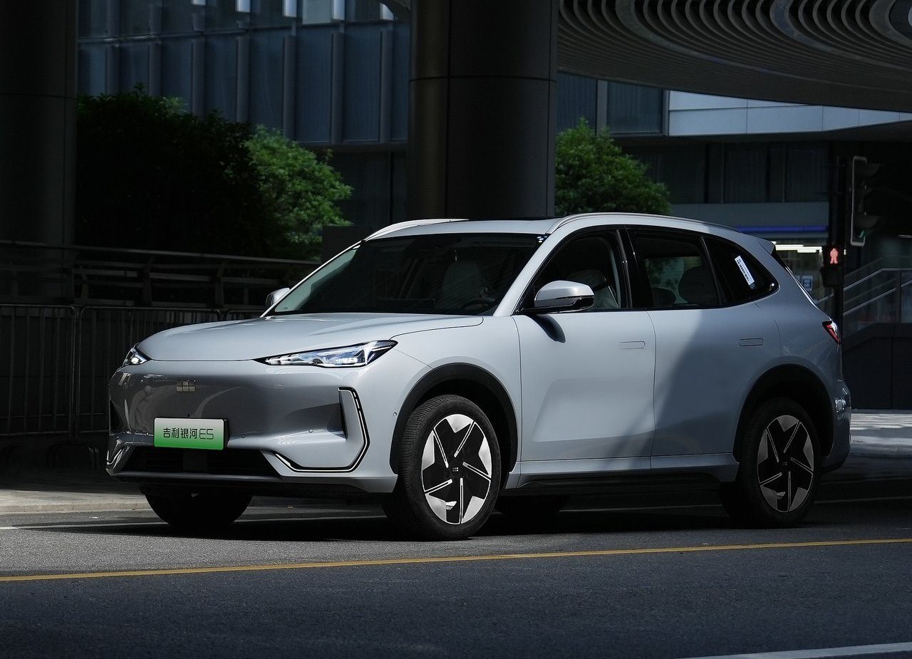 GEELY GALAXY E5, foto 18