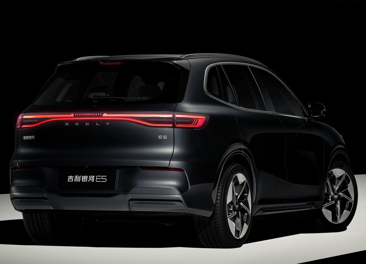 GEELY GALAXY E5, foto 48