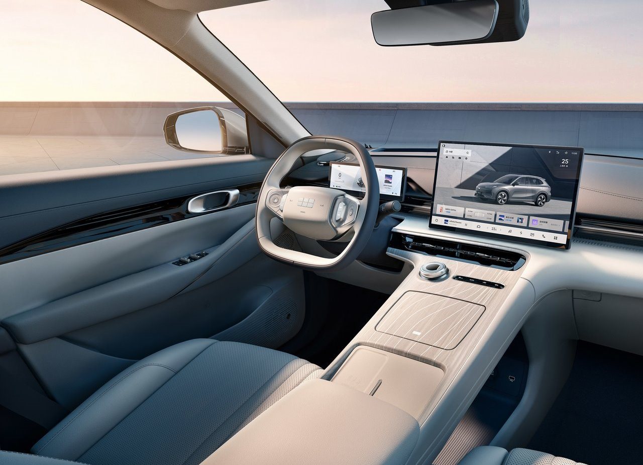 GEELY GALAXY E5, foto 81