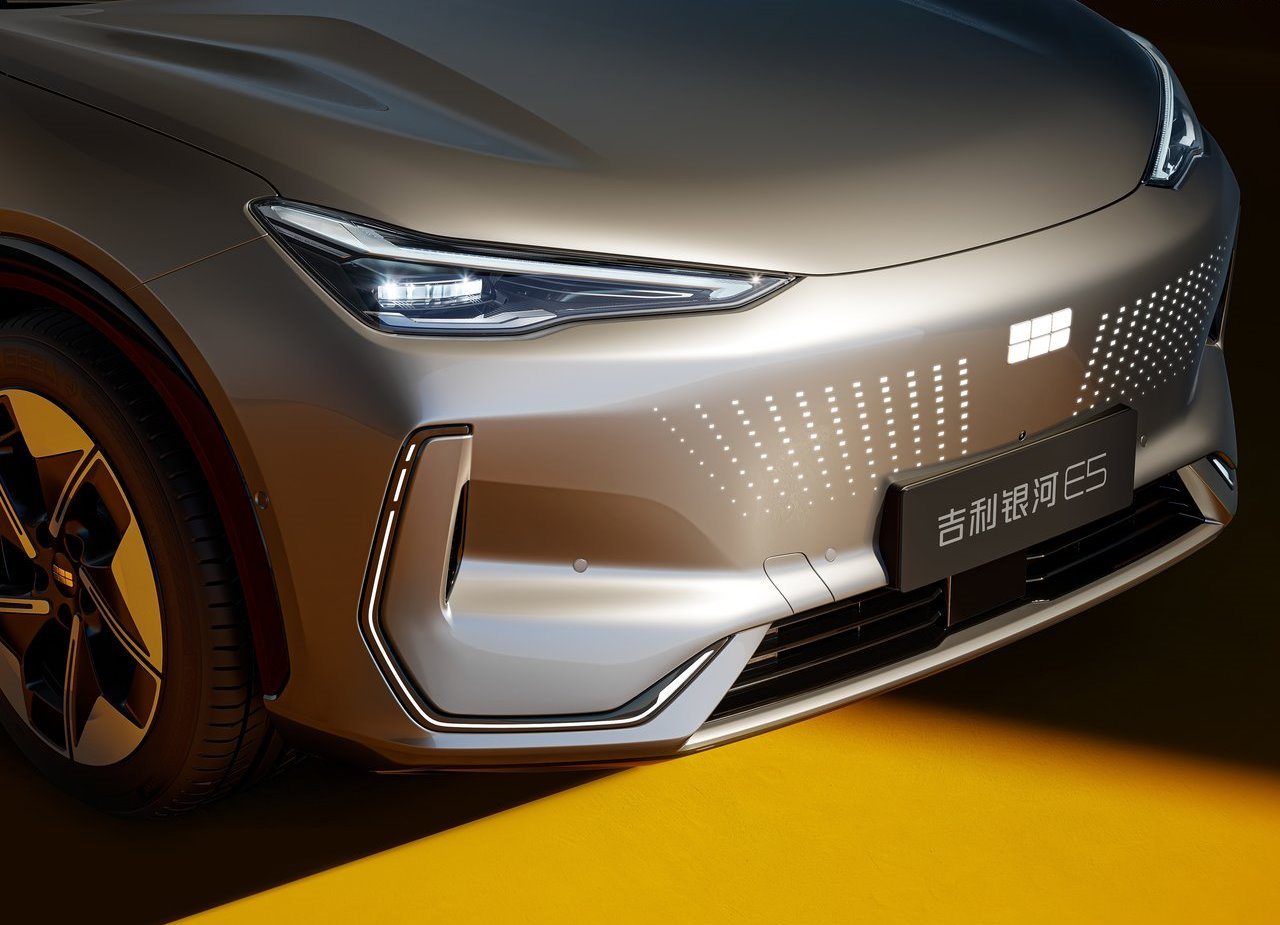GEELY GALAXY E5, foto 101