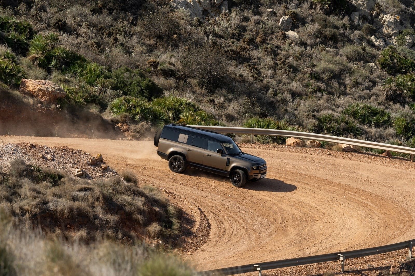 LAND ROVER DEFENDER, foto 81