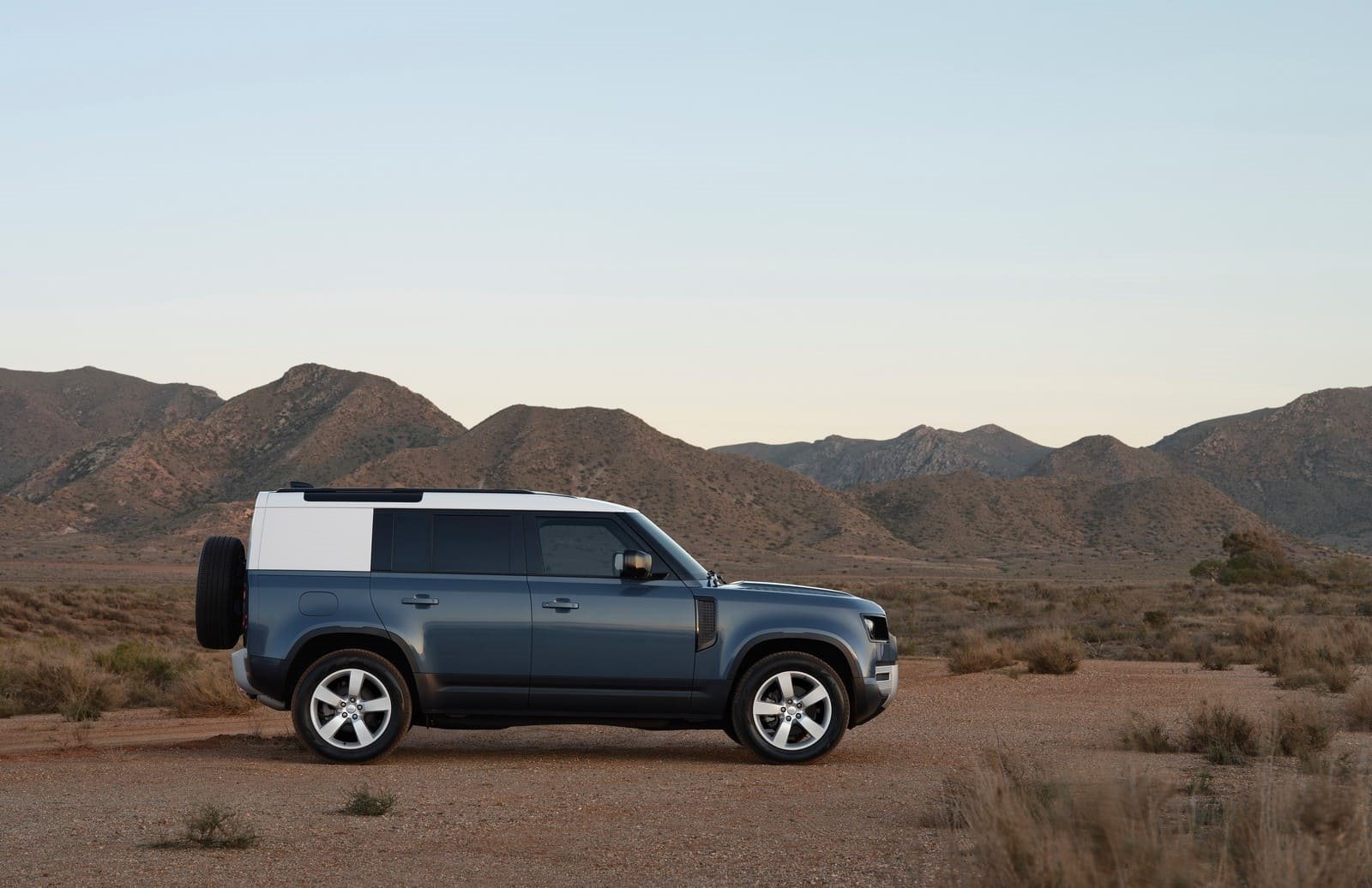 LAND ROVER DEFENDER, foto 141